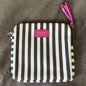 Henri Bendel pouch